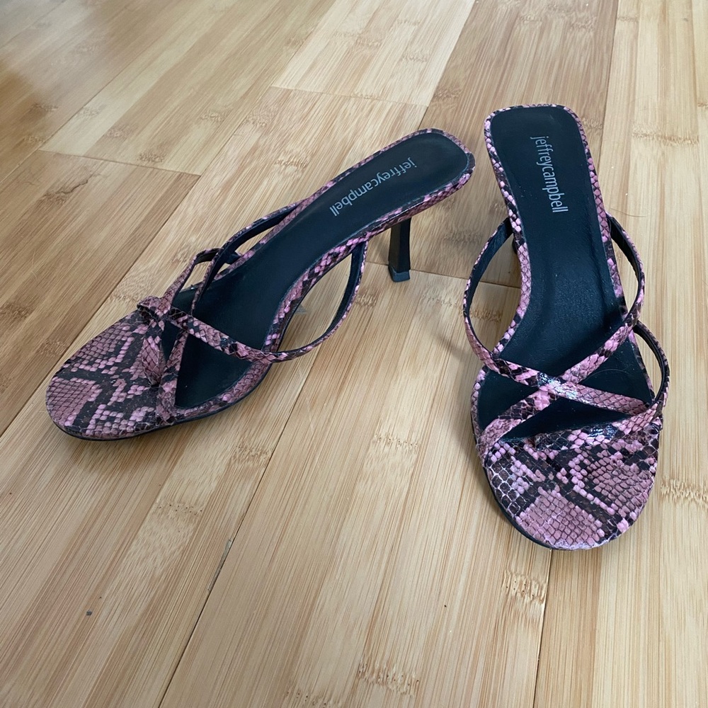Steve Madden pink snake skin kitten heel sandal